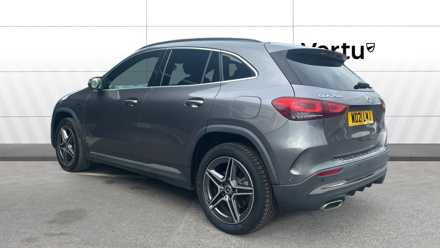 Used Mercedes-Benz GLA 2021 for sale - 76157740: Photo 2