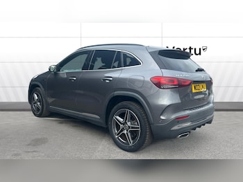 Used Mercedes-Benz GLA 2021 for sale - 76157740: Photo