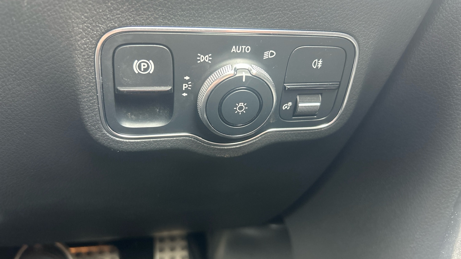 Used Mercedes-Benz GLA 2021 for sale - 76157740: Photo 33