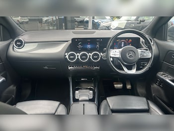 Used Mercedes-Benz GLA 2021 for sale - 76157740: Photo