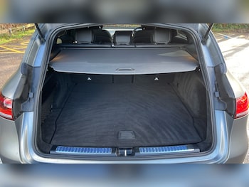 Used Mercedes-Benz EQC 2022 for sale - 77435618: Photo