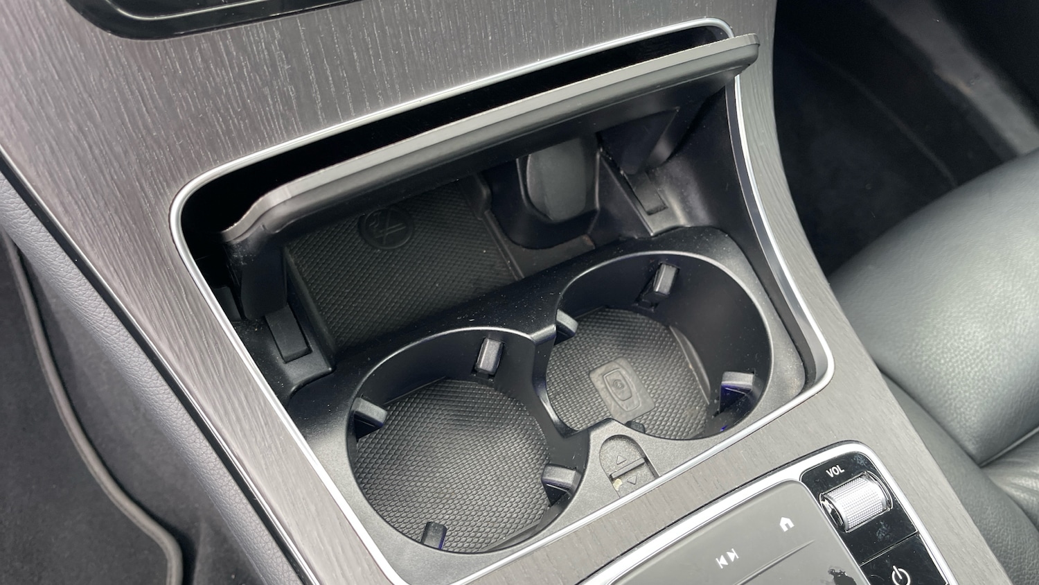 Used Mercedes-Benz GLC 2023 for sale - 76649531: Photo 13