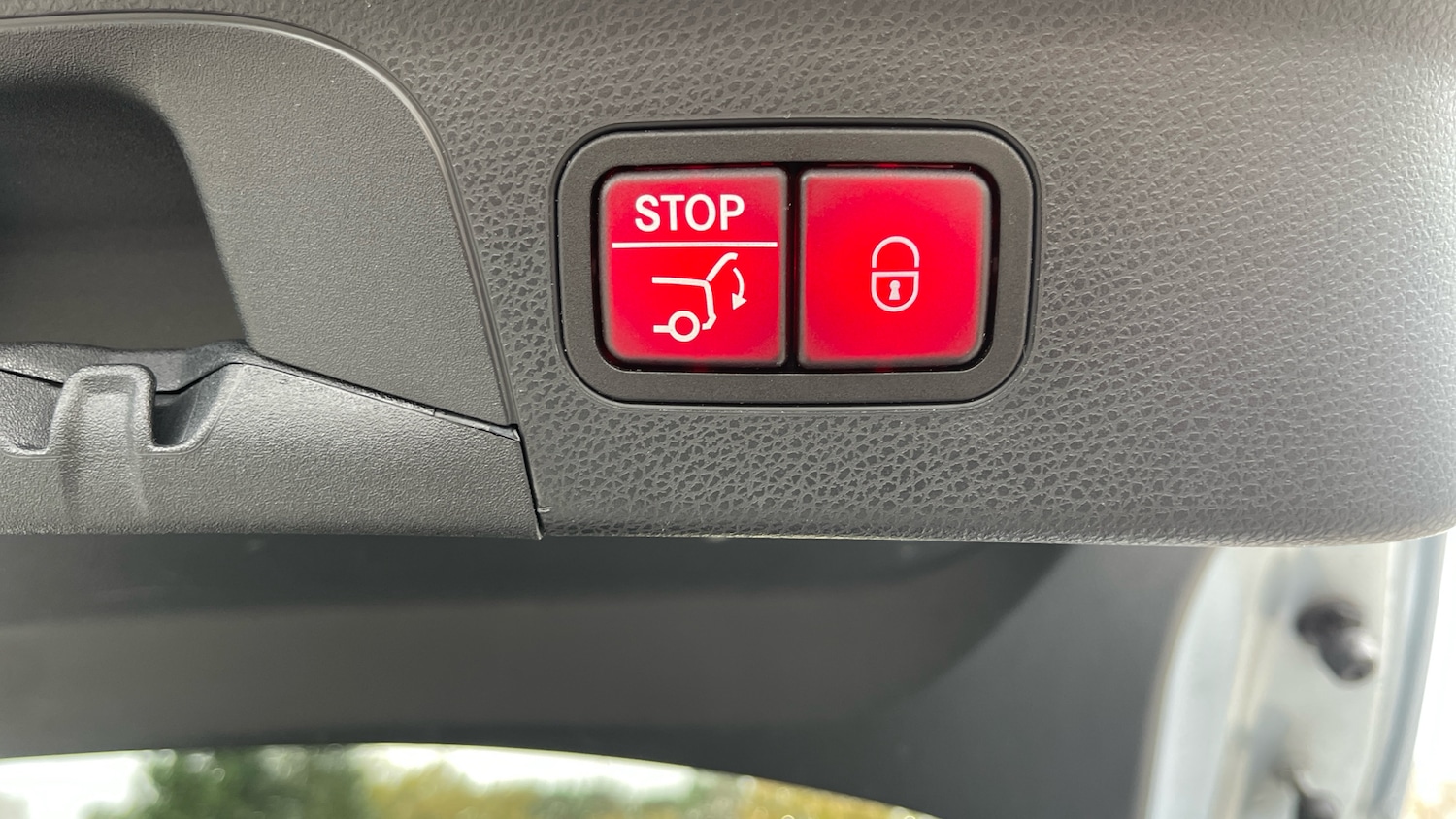 Used Mercedes-Benz GLC 2023 for sale - 76649531: Photo 29