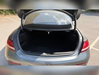 Used Mercedes-Benz C Class 2023 for sale - 79331108: Photo