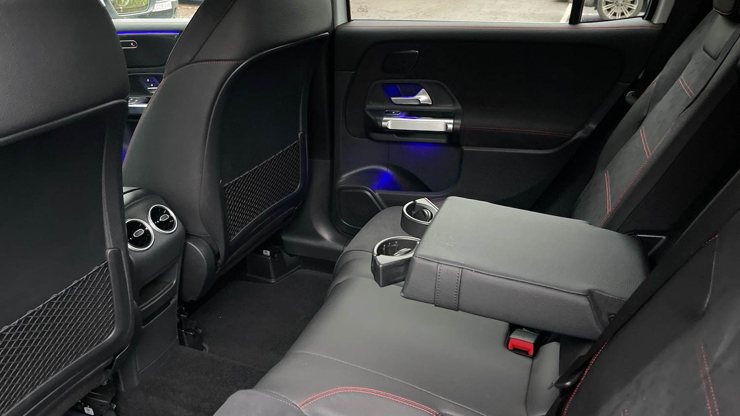 Used Mercedes-Benz GLB 2024 for sale - 76971835: Photo 32