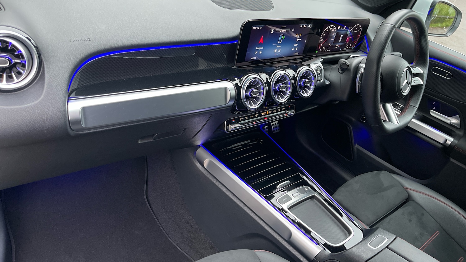 Used Mercedes-Benz GLB 2024 for sale - 76971835: Photo 35