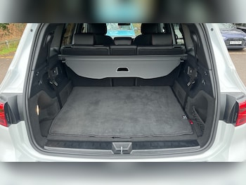 Used Mercedes-Benz GLB 2024 for sale - 76971835: Photo