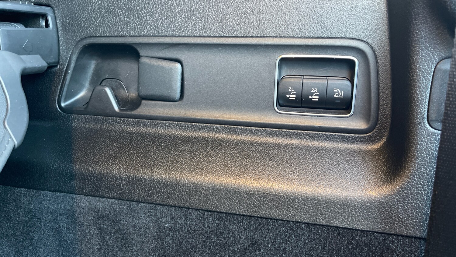 Used Mercedes-Benz GLE 2023 for sale - 77000939: Photo 28