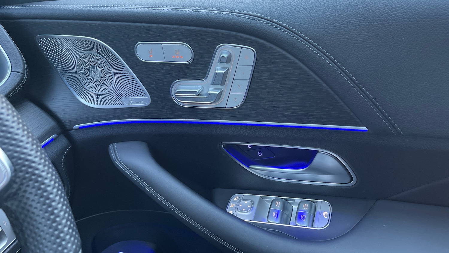 Used Mercedes-Benz GLE 2023 for sale - 77000939: Photo 37