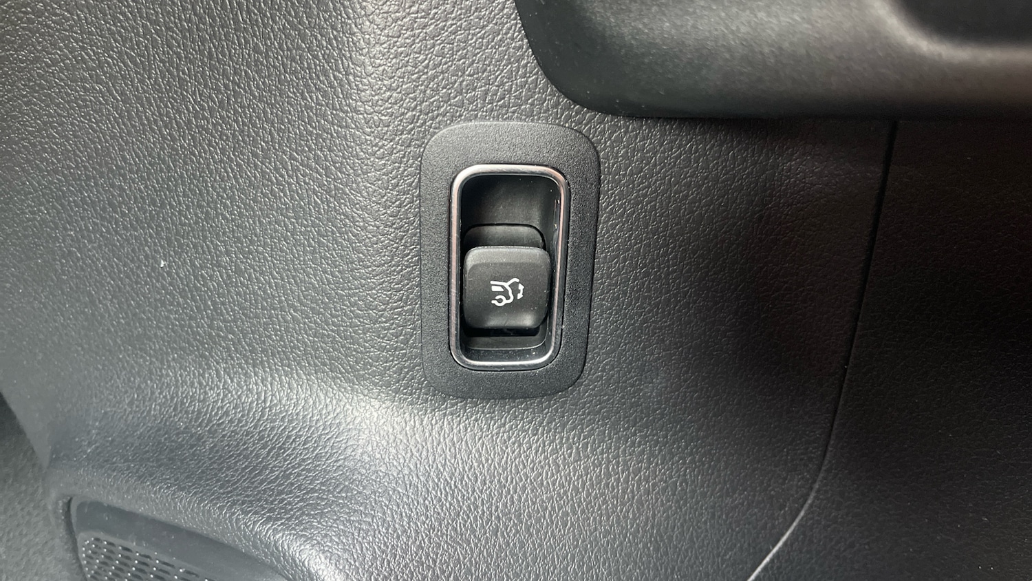 Used Mercedes-Benz GLA 2021 for sale - 76467936: Photo 37