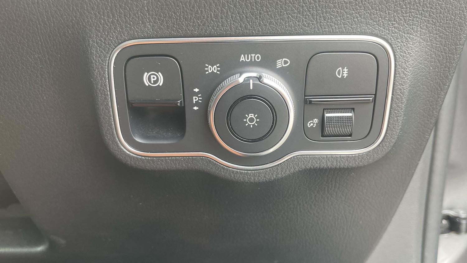 Used Mercedes-Benz GLA 2021 for sale - 76467936: Photo 38