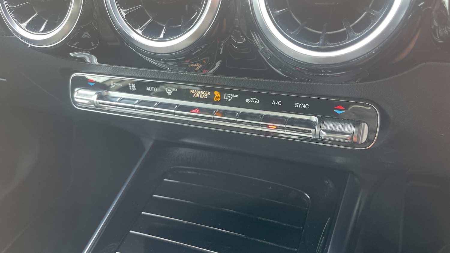 Used Mercedes-Benz GLA 2021 for sale - 76467936: Photo 39