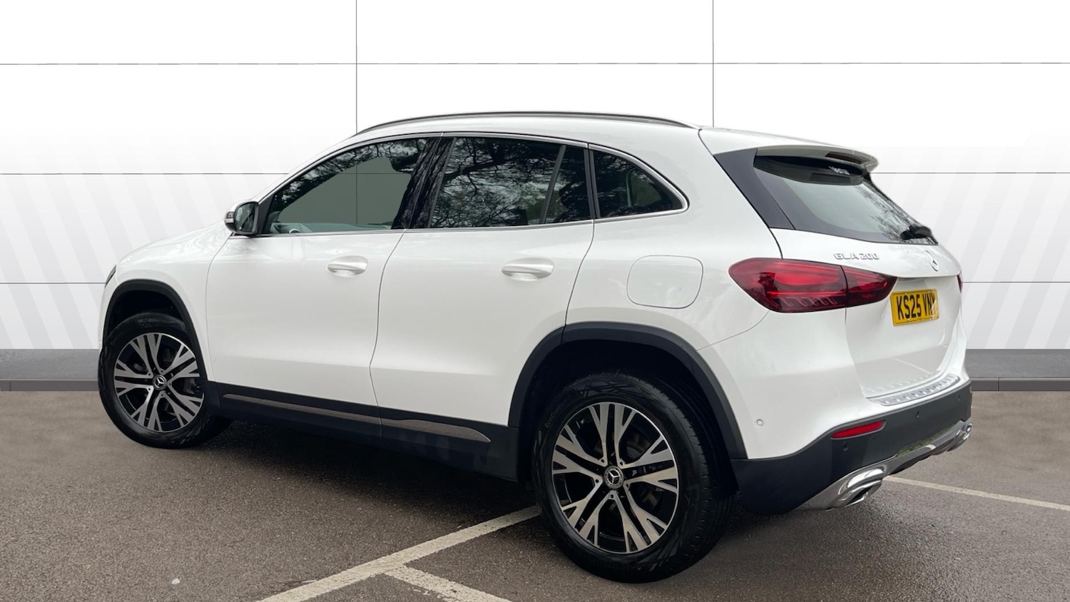 Used Mercedes-Benz GLA 2025 for sale - 78053446: Photo 2