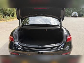Used Mercedes-Benz E Class 2023 for sale - 79295869: Photo