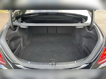 Used Mercedes-Benz C Class 2019 for sale - 77650165: Photo