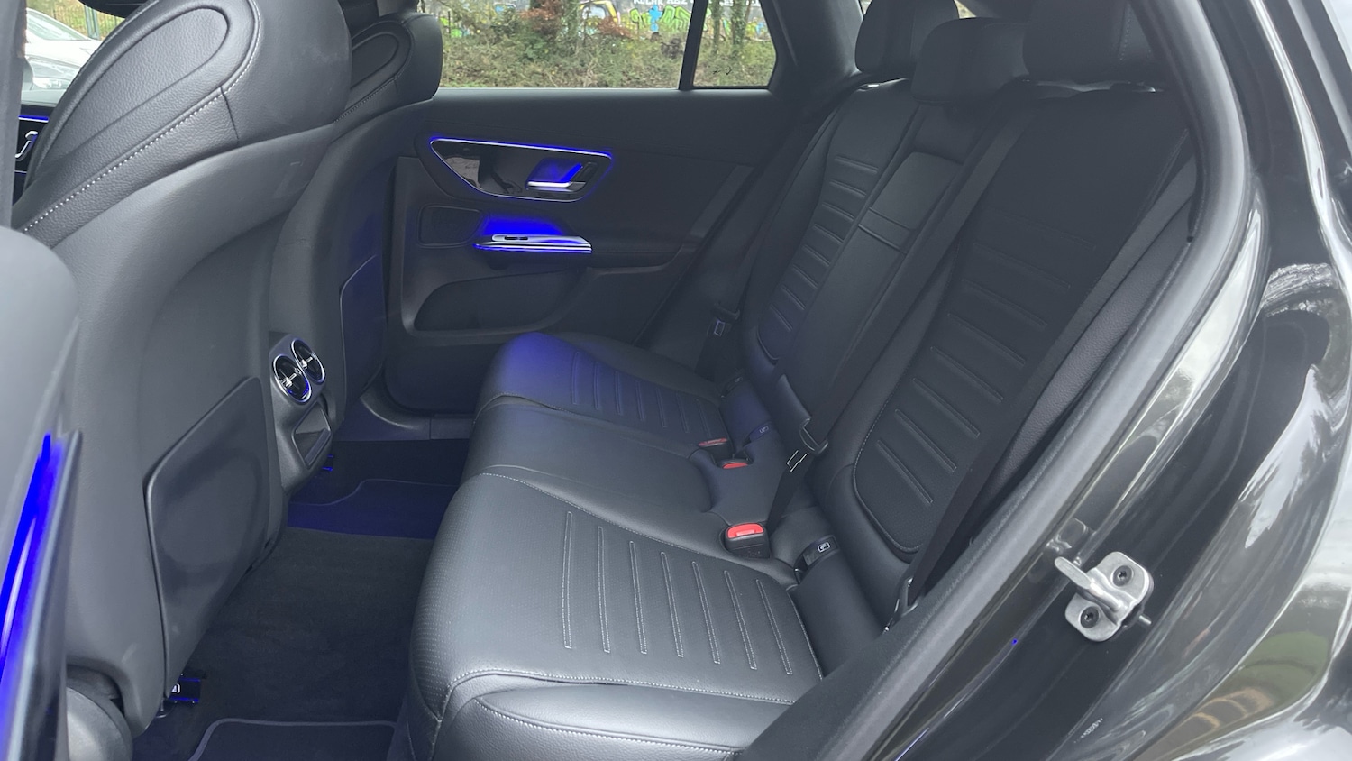 Used Mercedes-Benz GLC 2024 for sale - 77000940: Photo 16