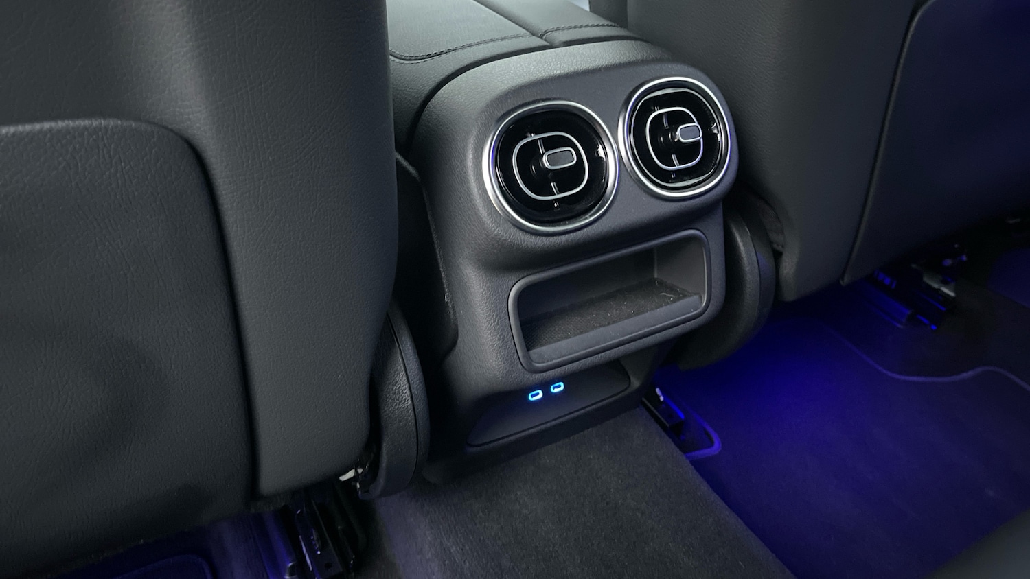 Used Mercedes-Benz GLC 2024 for sale - 77000940: Photo 30