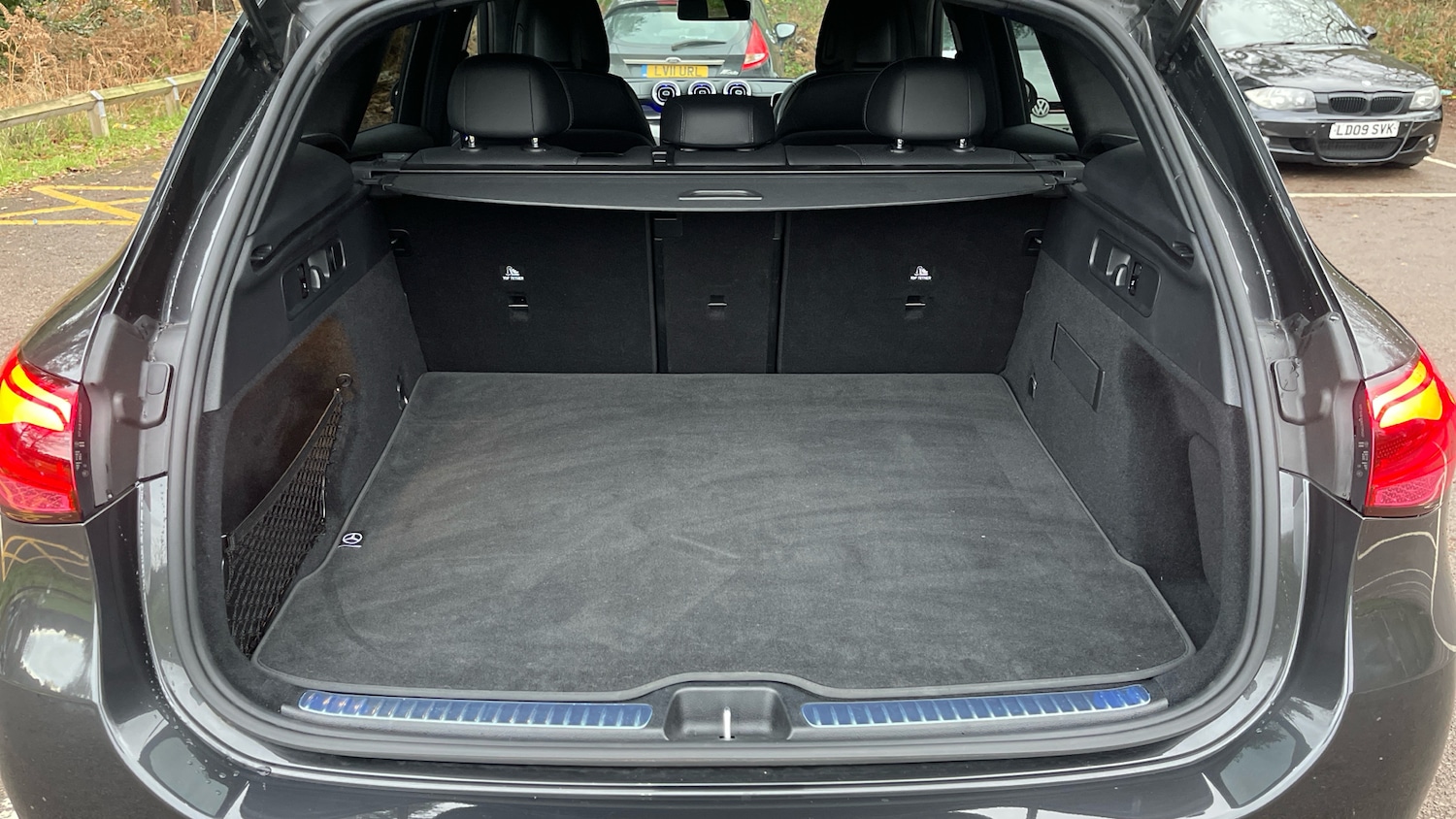 Used Mercedes-Benz GLC 2024 for sale - 77000940: Photo 4