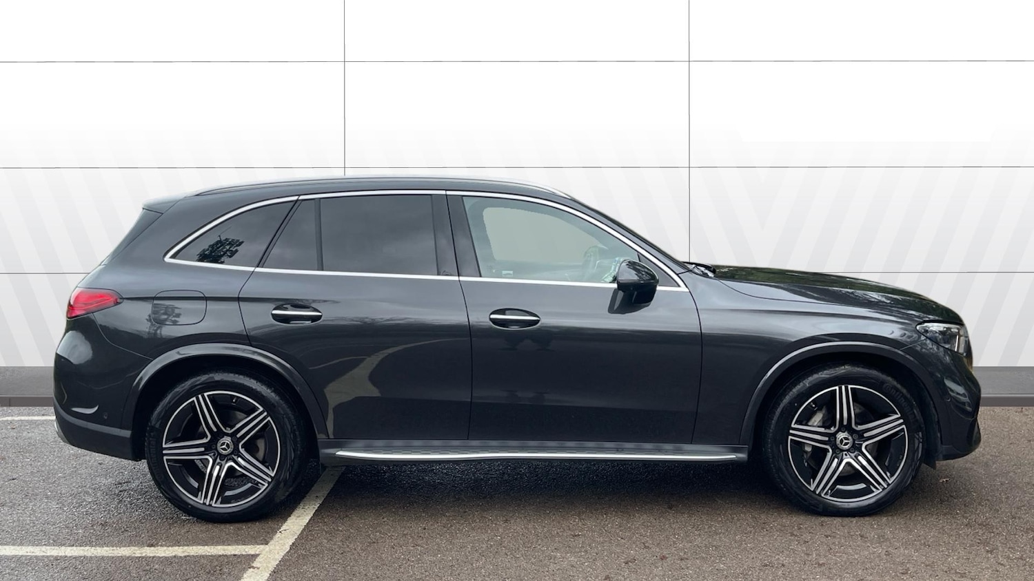 Used Mercedes-Benz GLC 2024 for sale - 77000940: Photo 5