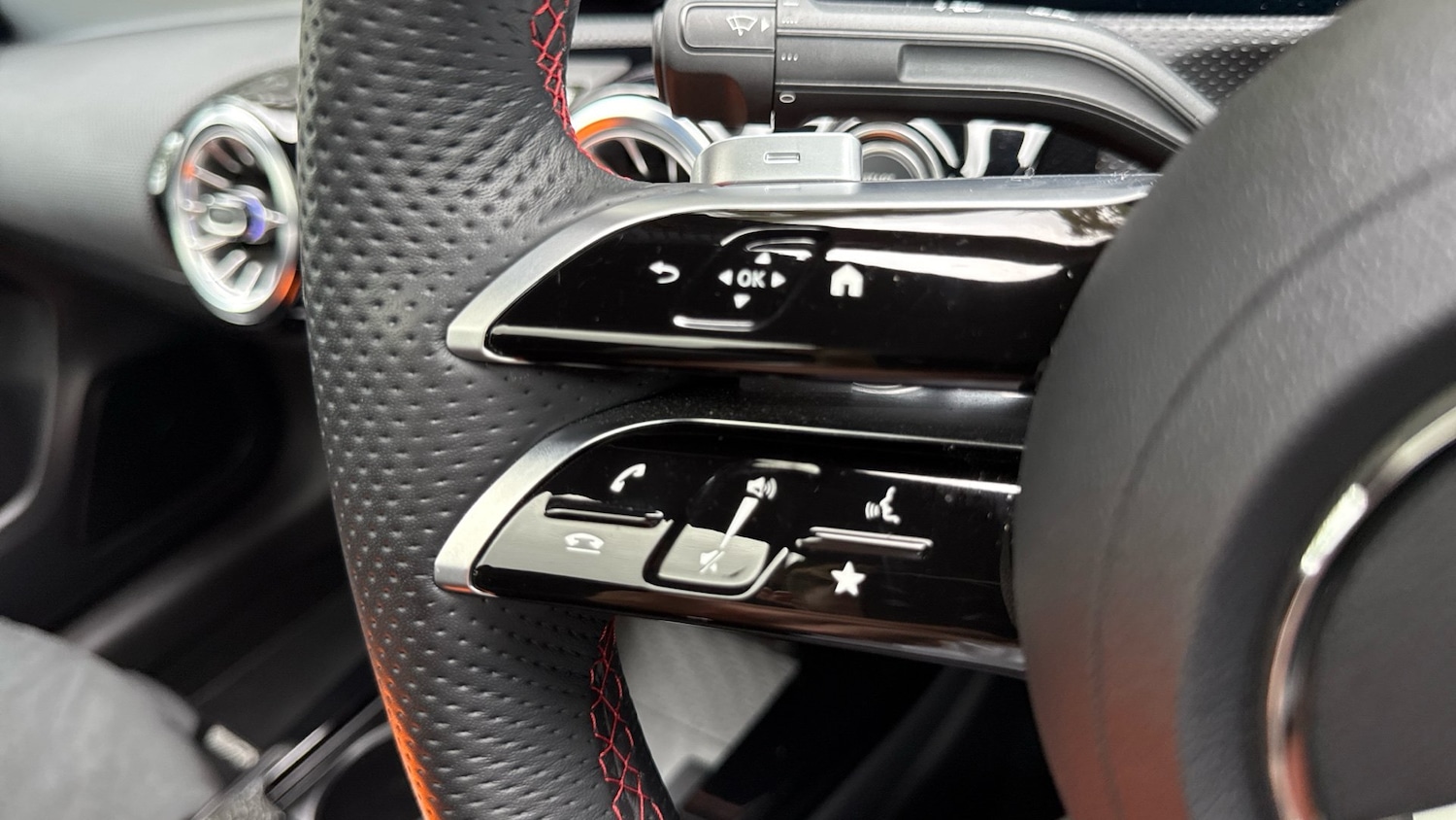 Used Mercedes-Benz A-Class 2024 for sale - 75761220: Photo 32
