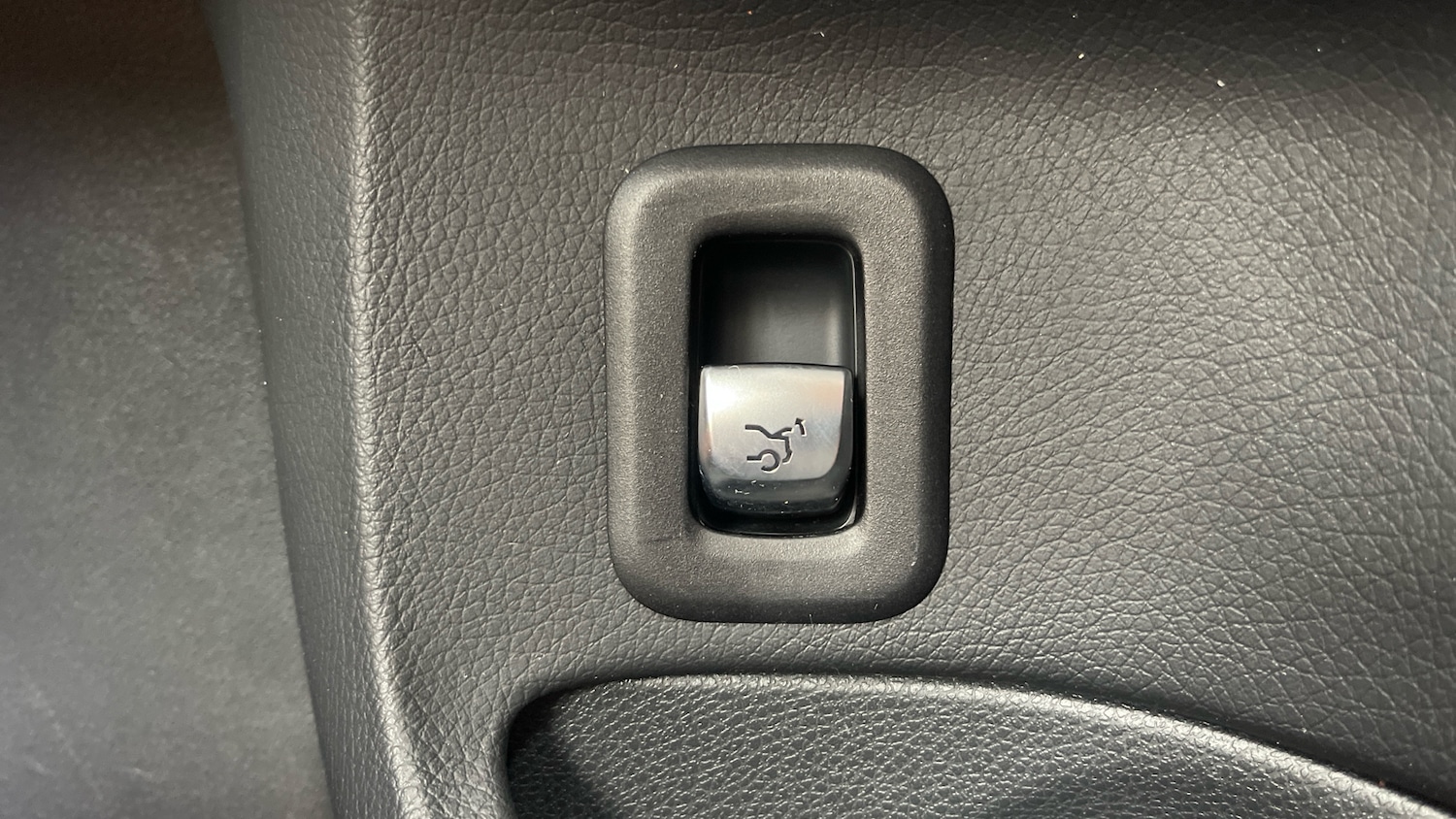 Used Mercedes-Benz C Class 2019 for sale - 78078748: Photo 35