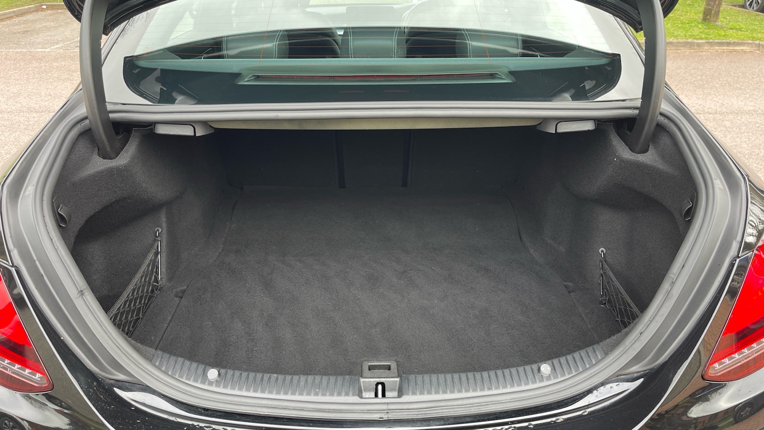 Used Mercedes-Benz C Class 2019 for sale - 78078748: Photo 4