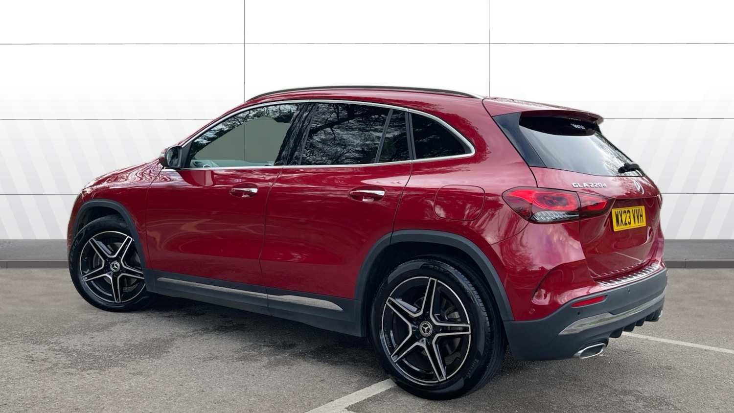 Used Mercedes-Benz GLA 2023 for sale - 77817896: Photo 2