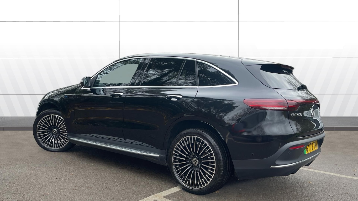 Used Mercedes-Benz EQC 2022 for sale - 76860190: Photo 2