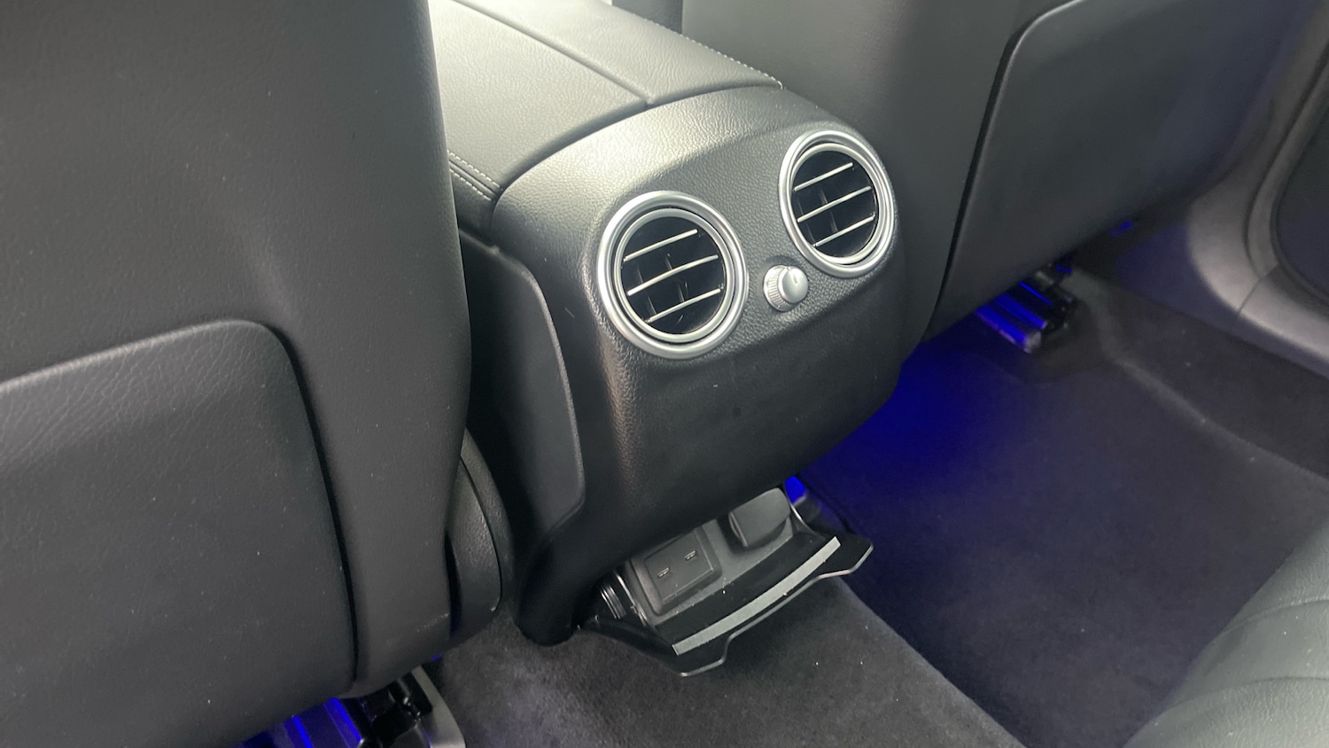 Used Mercedes-Benz EQC 2022 for sale - 76860190: Photo 30