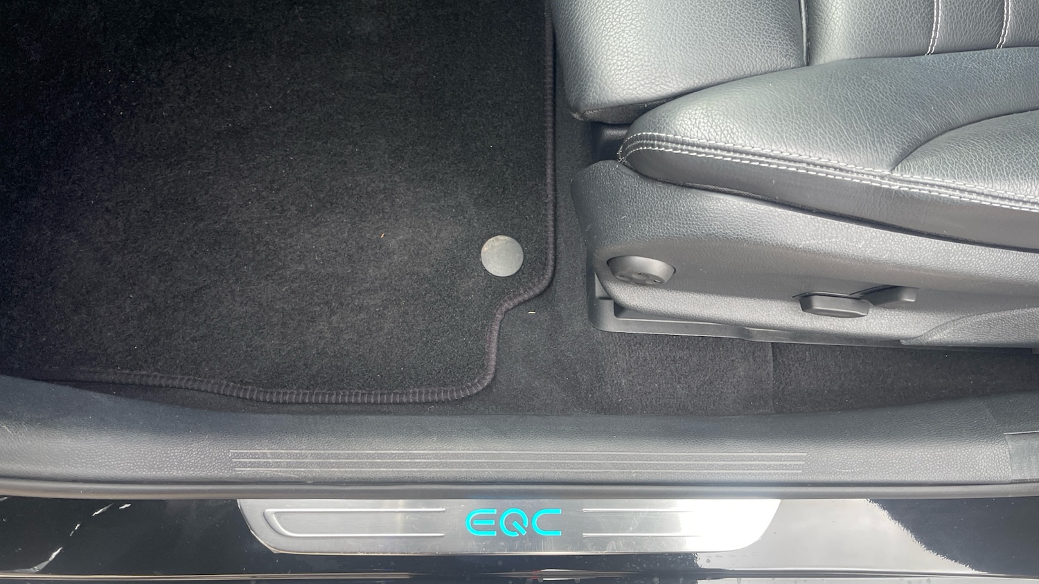 Used Mercedes-Benz EQC 2022 for sale - 76860190: Photo 32