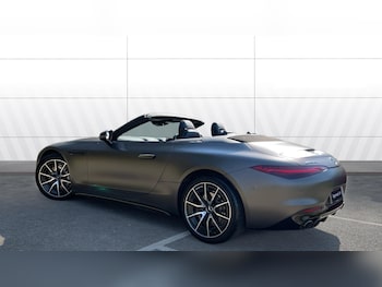 Used Mercedes-Benz SL 2023 for sale - 78004260: Photo