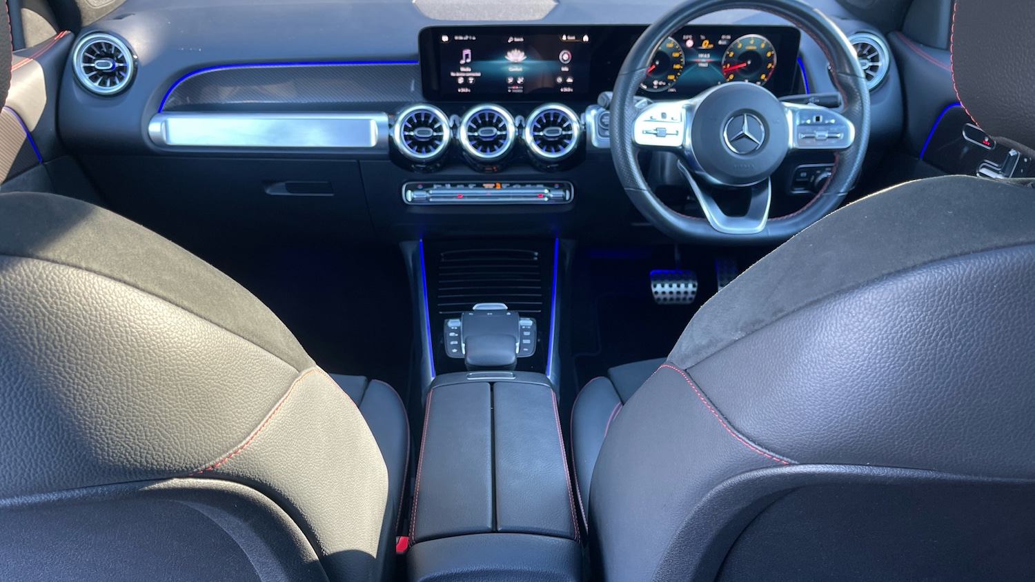 Used Mercedes-Benz GLB 2023 for sale - 77300959: Photo 10