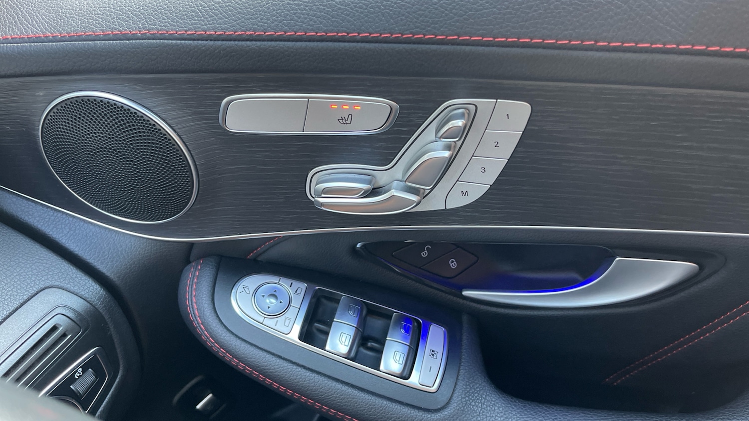 Used Mercedes-Benz GLC 2021 for sale - 75895291: Photo 37