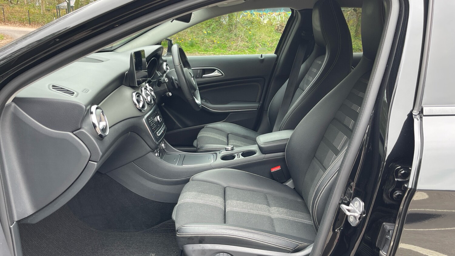 Used Mercedes-Benz GLA 2019 for sale - 78093388: Photo 30