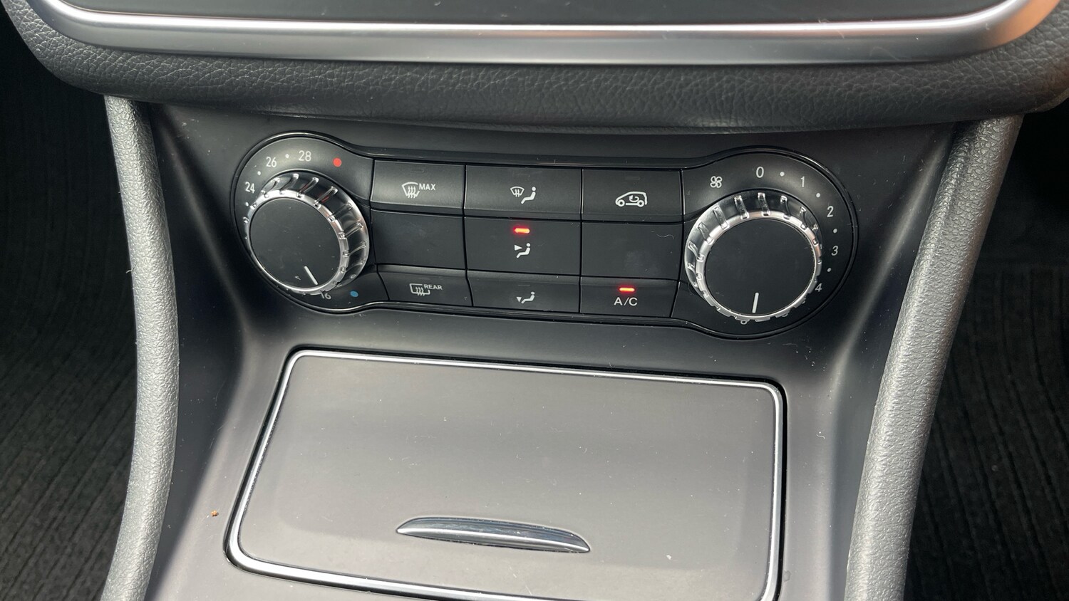 Used Mercedes-Benz GLA 2019 for sale - 78093388: Photo 35