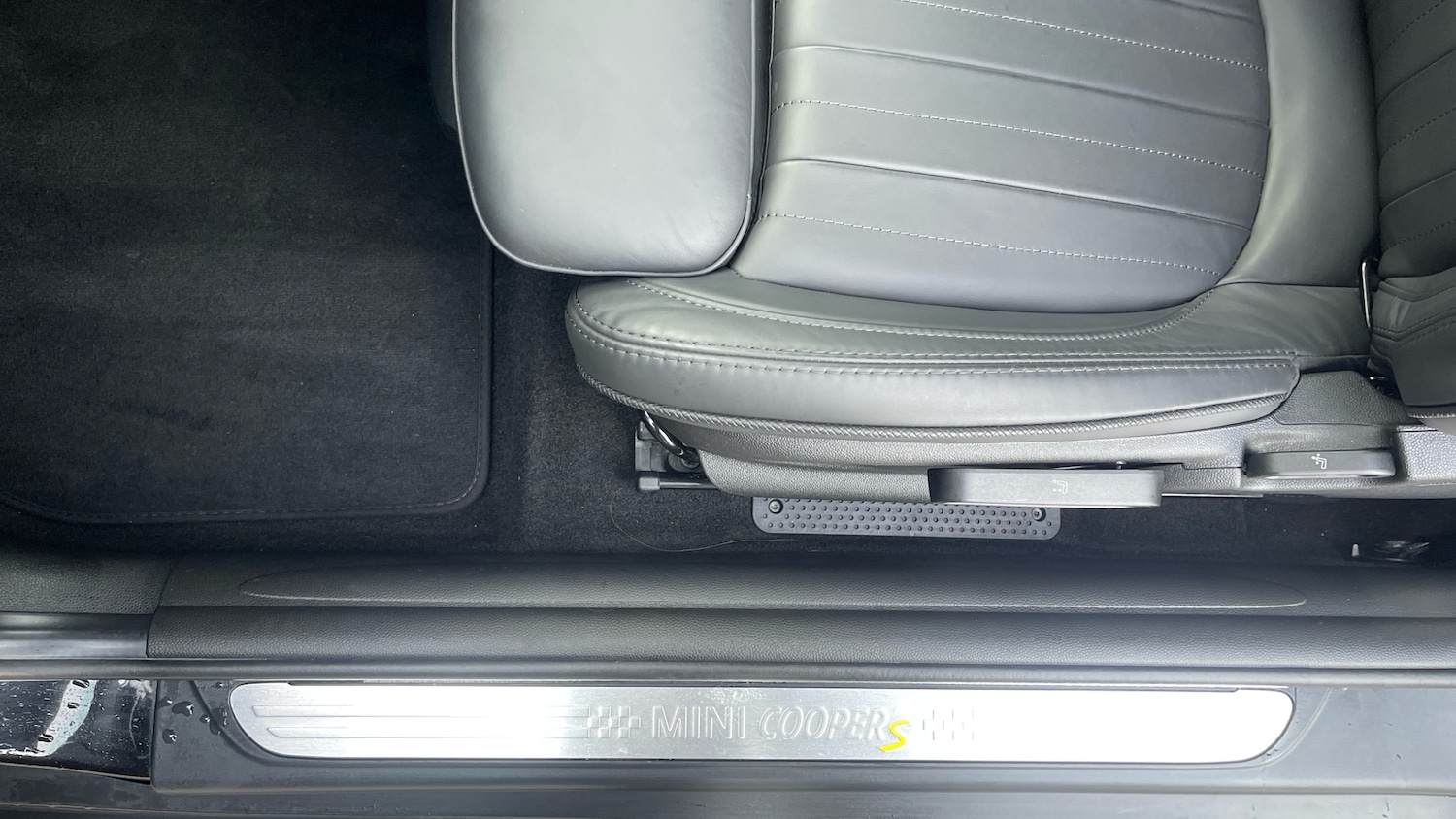 Used MINI Hatch 2020 for sale - 76694202: Photo 28