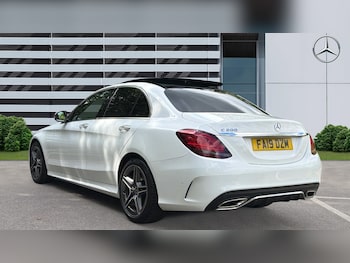 Used Mercedes-Benz C Class 2019 for sale - 79057859: Photo