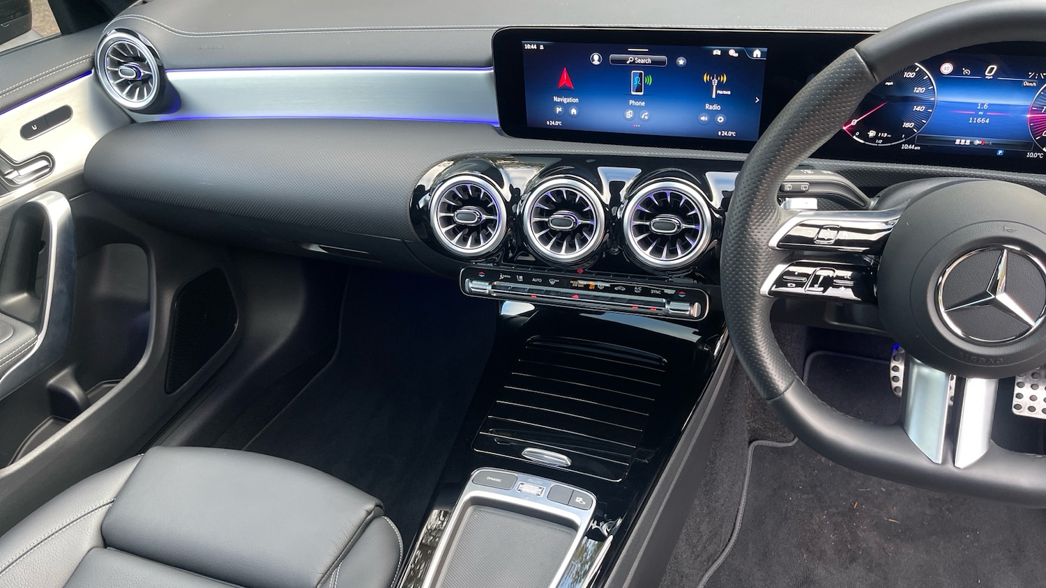 Used Mercedes-Benz CLA 2024 for sale - 76718803: Photo 14