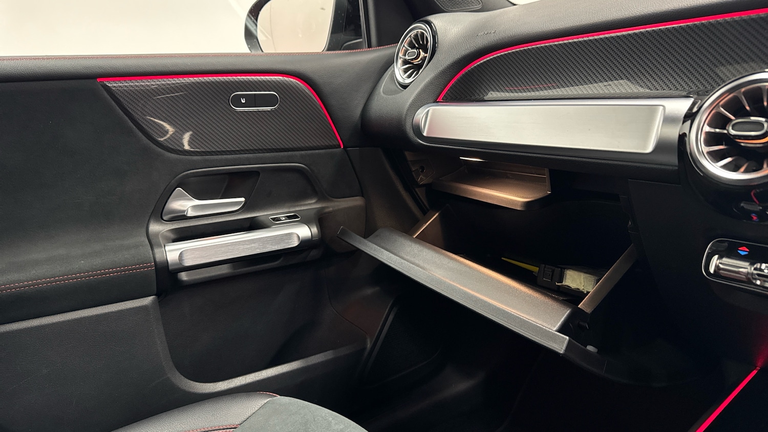 Used Mercedes-Benz GLB 2022 for sale - 77848818: Photo 35