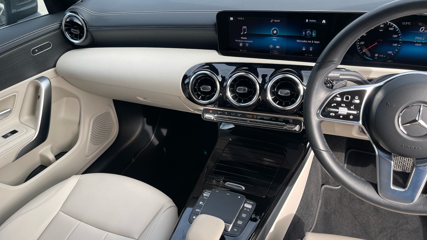 Used Mercedes-Benz CLA 2023 for sale - 77902320: Photo 14