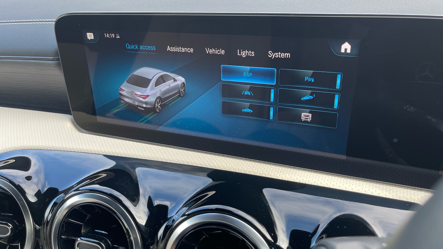 Used Mercedes-Benz CLA 2023 for sale - 77902320: Photo 42