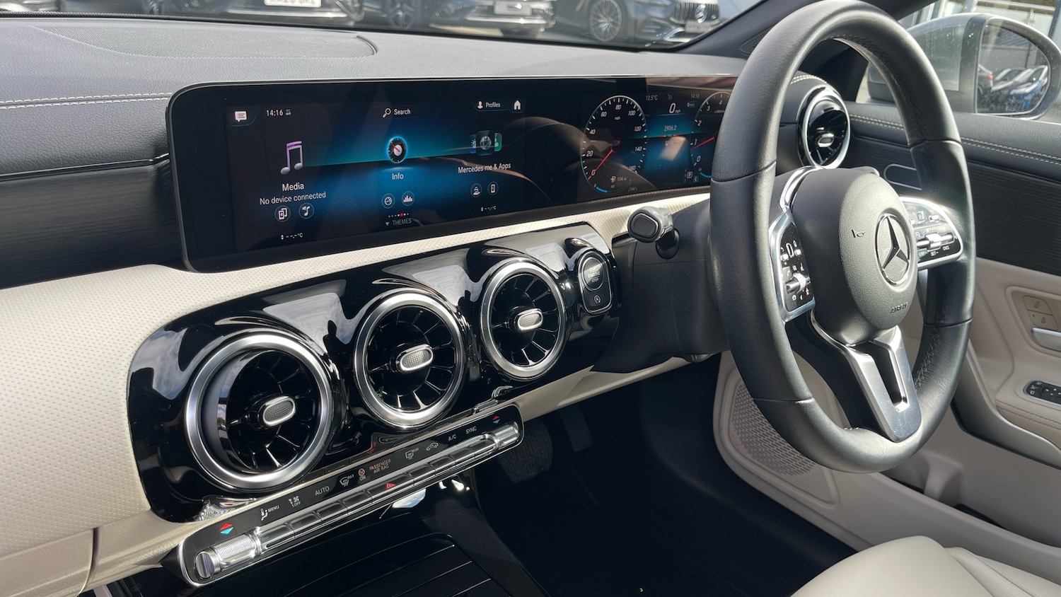 Used Mercedes-Benz CLA 2023 for sale - 77902320: Photo 9