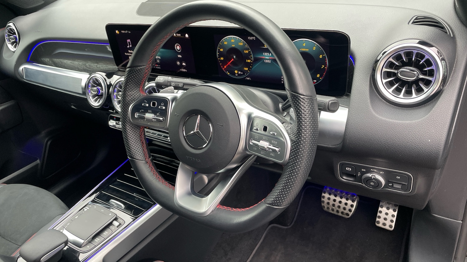 Used Mercedes-Benz GLB 2023 for sale - 76948190: Photo 11