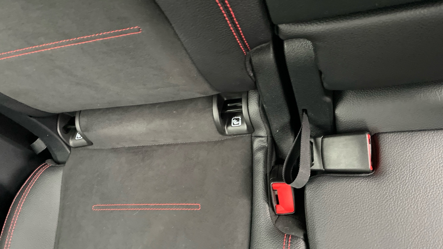 Used Mercedes-Benz GLB 2023 for sale - 76948190: Photo 17