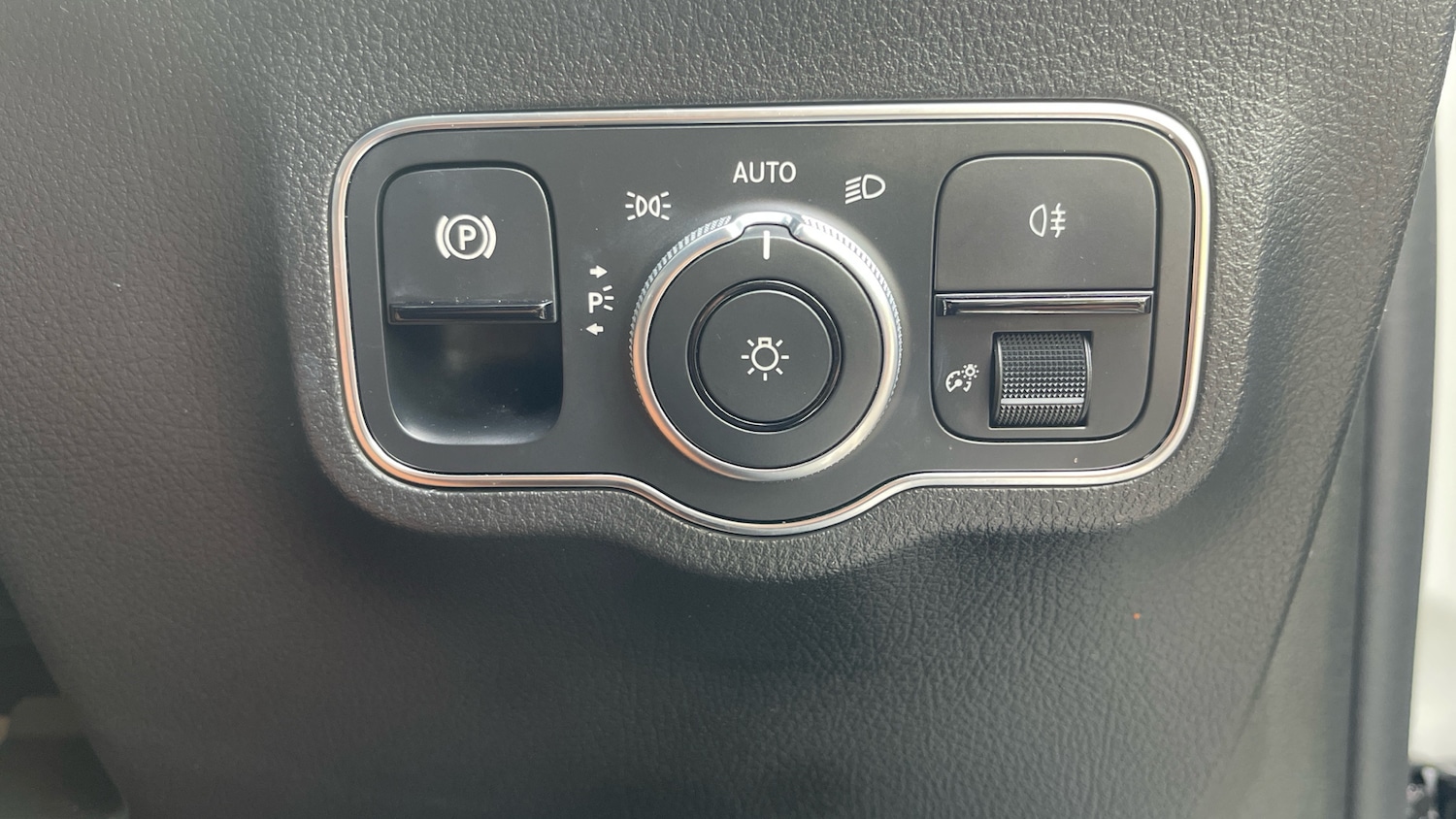 Used Mercedes-Benz GLA 2020 for sale - 77170286: Photo 37