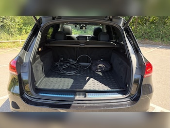 Used Mercedes-Benz GLE 2023 for sale - 79228779: Photo