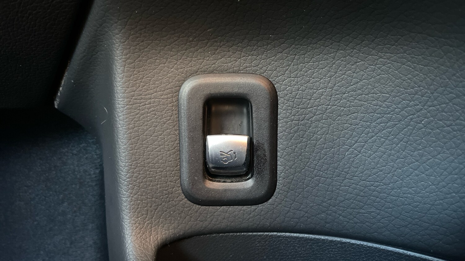 Used Mercedes-Benz EQC 2023 for sale - 77530185: Photo 37