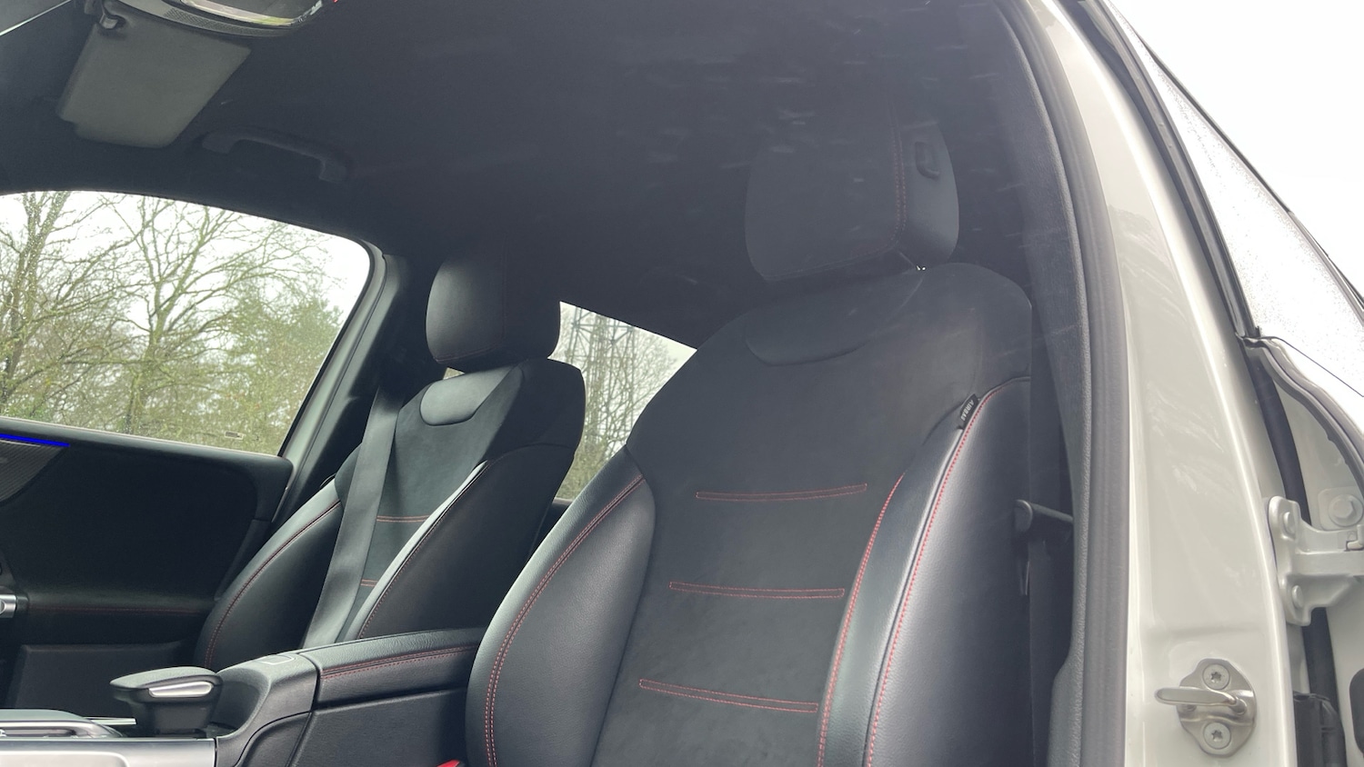 Used Mercedes-Benz GLB 2021 for sale - 77656076: Photo 34