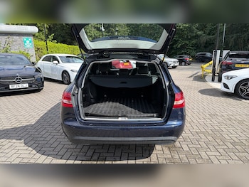 Used Mercedes-Benz C Class 2017 for sale - 78997519: Photo