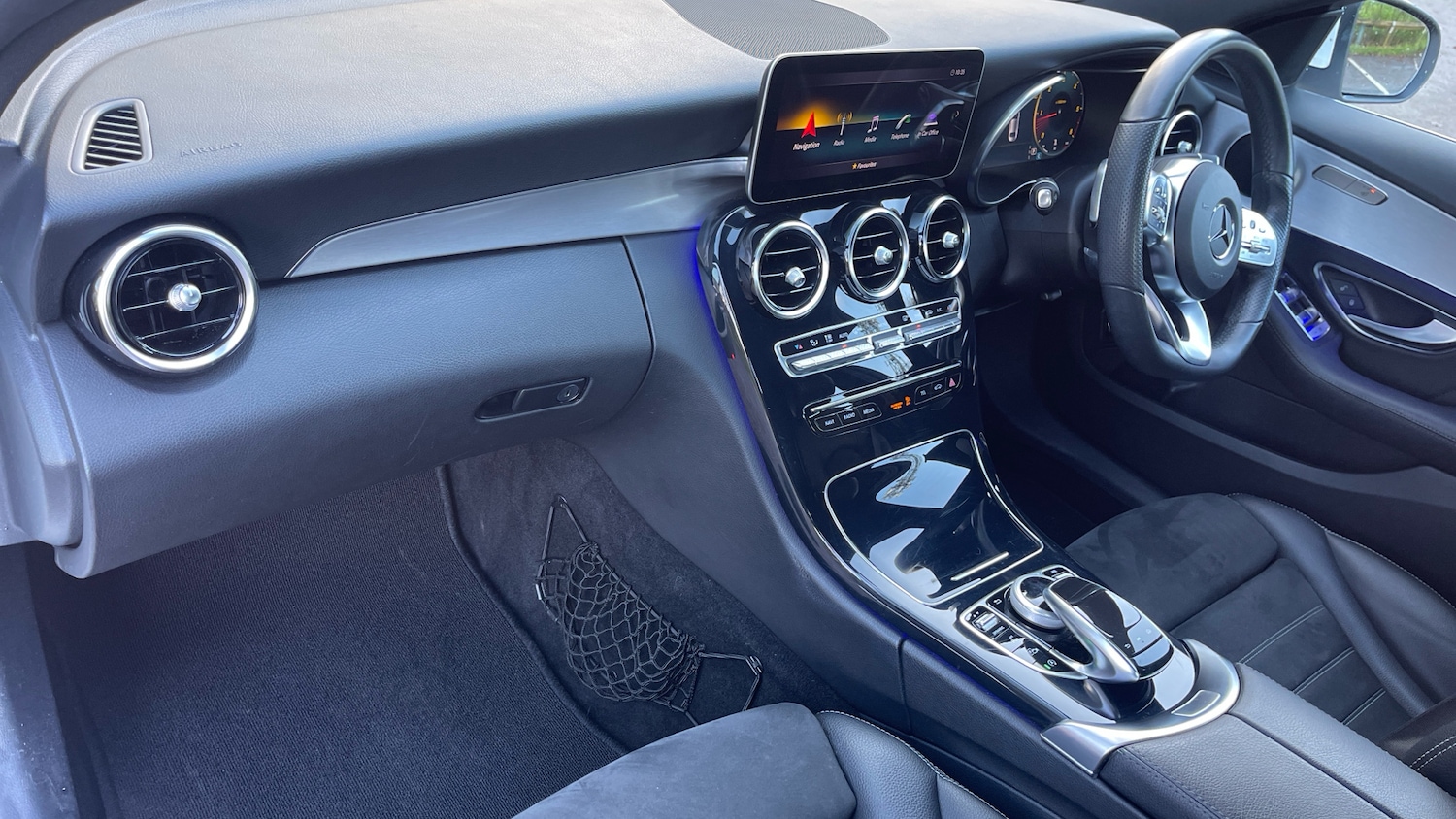 Used Mercedes-Benz C Class 2019 for sale - 77003256: Photo 32